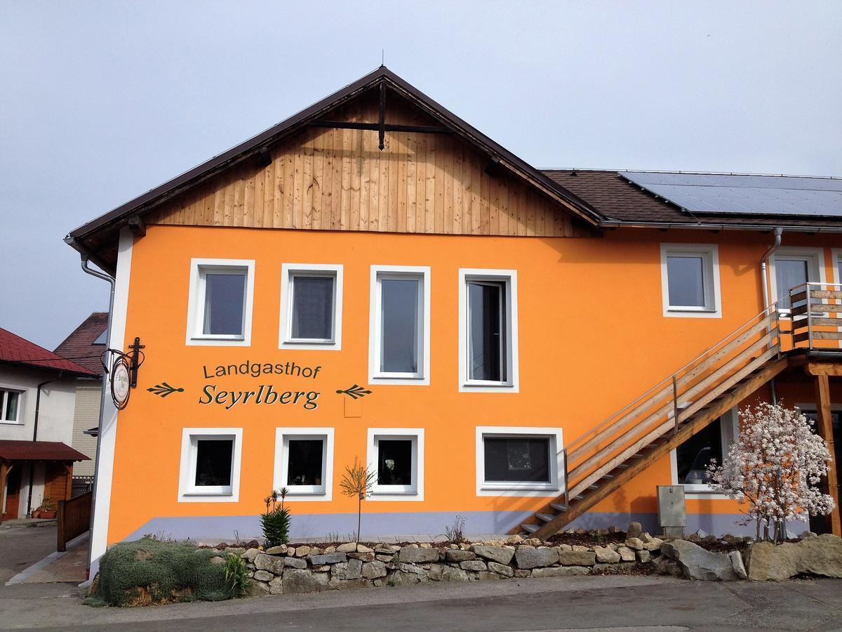 Landgasthof Seyrlberg Reichenau im Mühlkreis Екстериор снимка